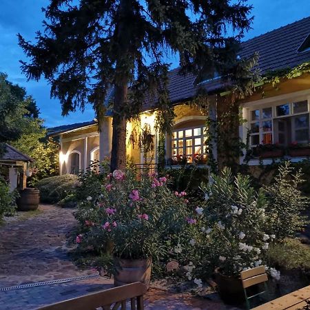 Villa-Magdi Vendeghaz Revfulop Exterior photo